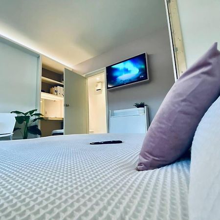 Apt 12 Luxury Living Chic Studio Steps From Beach Hove Exterior foto