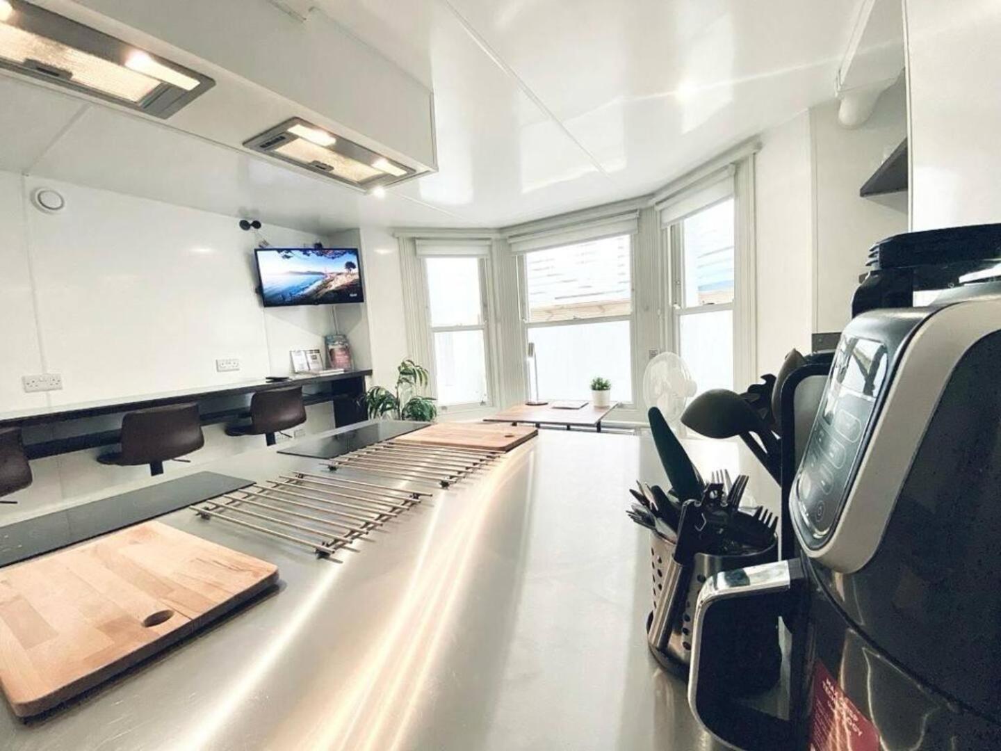 Apt 12 Luxury Living Chic Studio Steps From Beach Hove Exterior foto