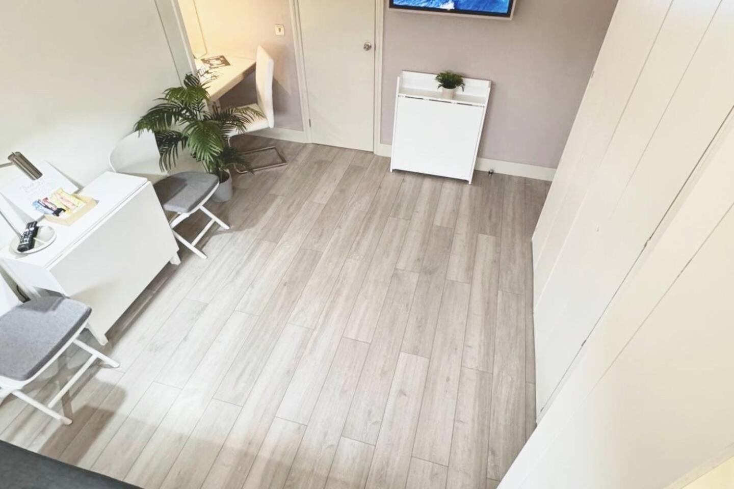 Apt 12 Luxury Living Chic Studio Steps From Beach Hove Exterior foto